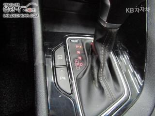 2020 KIA  NIRO 1.6 PHEV NOBLESSE - 13