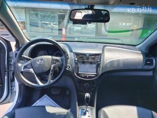 2018 HYUNDAI ACCENT  1.4 VVT MORDERN - 15