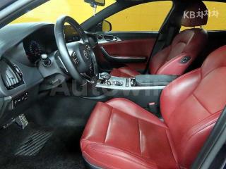 2020 KIA STINGER 2.0 TURBO 2WD PLATINUM - 11