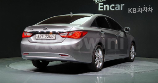 KMHEC41BBAA019437 2010 HYUNDAI YF SONATA Y20 TOP ADVANCED-1