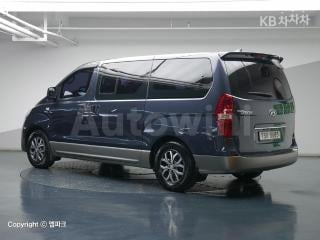 KMJWA37KBJU925160 2018 HYUNDAI GRAND STAREX H-1 11 SEATS WAGON CVX 4WD MORDERN-1