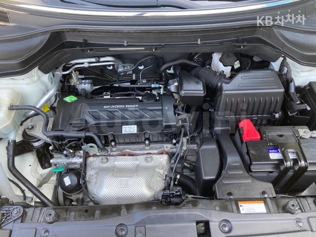 KPBXH3AR1JP247944 2018 SSANGYONG TIVOLI ARMOUR 1.6 GASOLINE GEAR2 드라이빙 GEAR 2WD-5