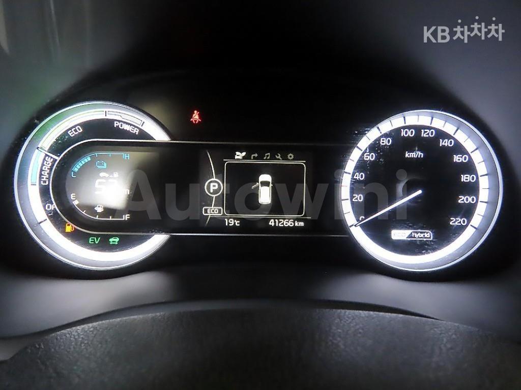 2018 KIA NIRO 1.6 PRESTIGE - 9