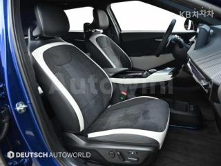2022 KIA EV6 롱 레인지 4WD GT-LINE - 10