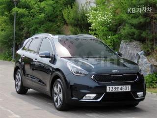 KNACC81CGJA144933 2018 KIA NIRO 1.6 NOBLESSE-1