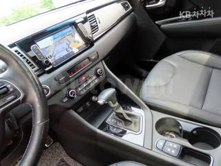 2018 KIA NIRO 1.6 NOBLESSE - 12