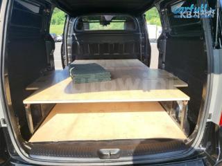 KMFWBX7KBHU888072 2017 HYUNDAI GRAND STAREX H-1 3 SEATS VAN MORDERN-2