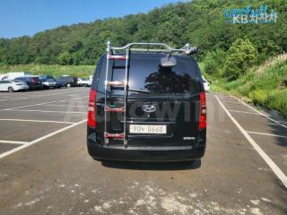 2017 HYUNDAI GRAND STAREX H-1 3 SEATS VAN MORDERN - 9