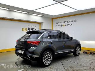 WVGZZZA1ZMV029102 2021 VOLKSWAGEN T-ROC 2.0 TDI PRESTIGE-2