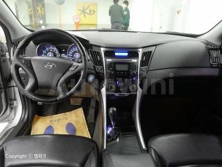 KMHEC41BBBA260698 2011 HYUNDAI YF SONATA Y20 PREMIER LUXURY-5