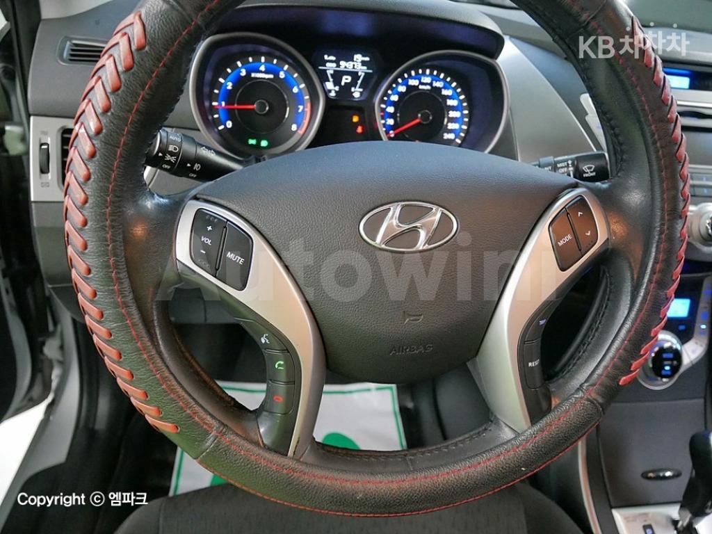 2010 HYUNDAI AVANTE MD ELANTRA M16 GDI LUXURY - 8