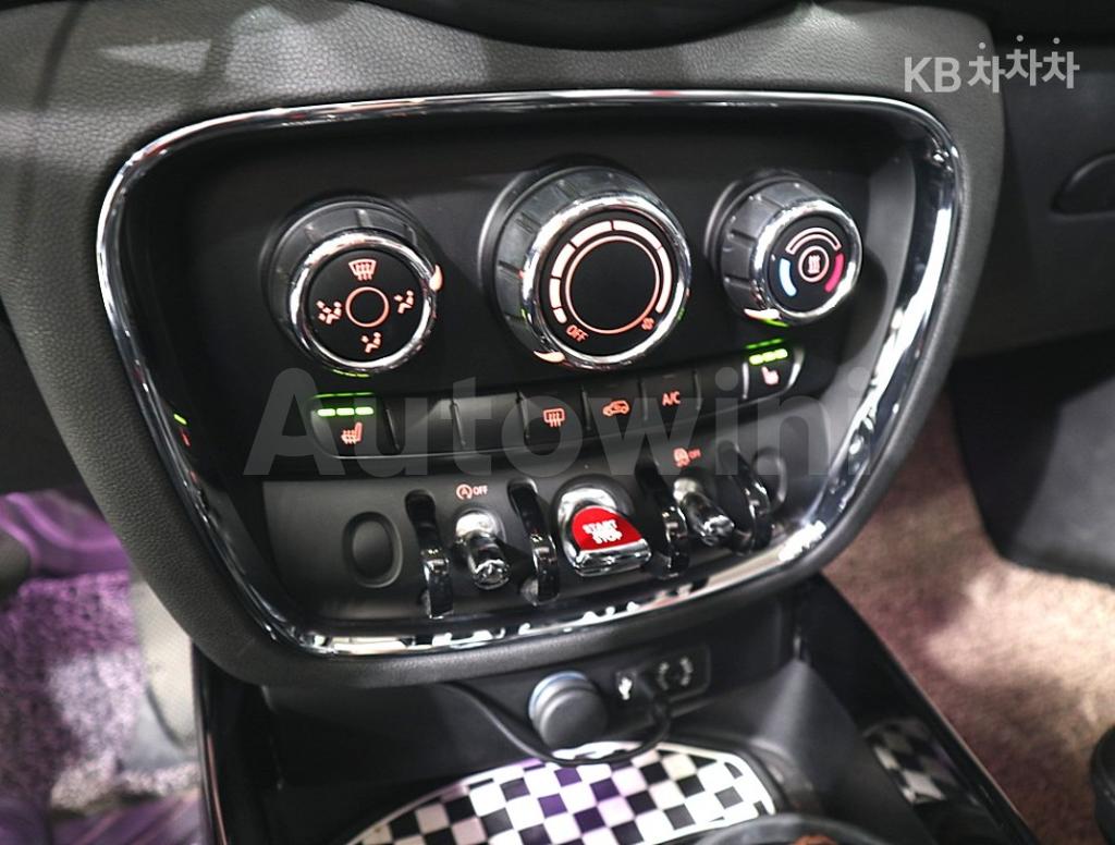 2016 MINI COOPER CLUBMAN 2.0 COOPER D BASIC - 16
