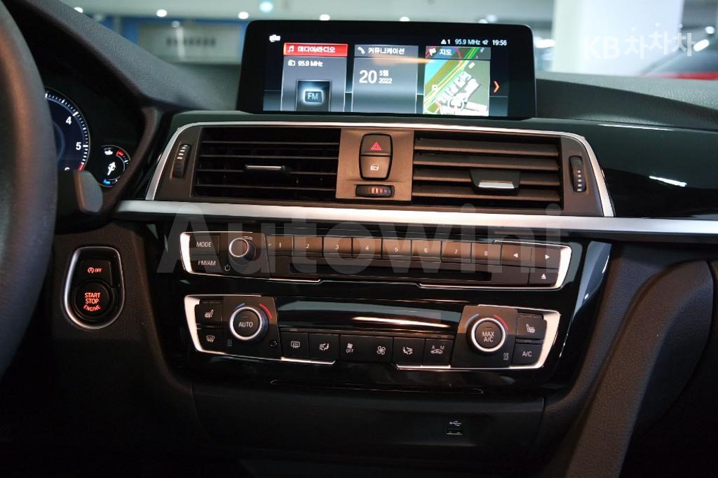 2018 BMW 3 SERIES 320D F30(12~) - 15