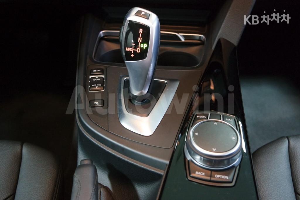 2018 BMW 3 SERIES 320D F30(12~) - 8
