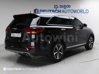 KNAPS81ABKA495066 2019 KIA  SORENTO 2.0 DIESEL 2WD NOBLESSE-1