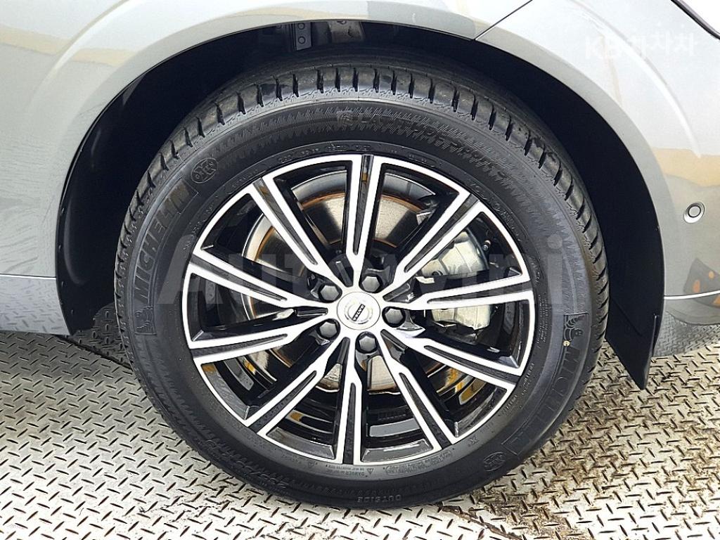 2020 VOLVO XC60 T6 INSCRIPTION - 7