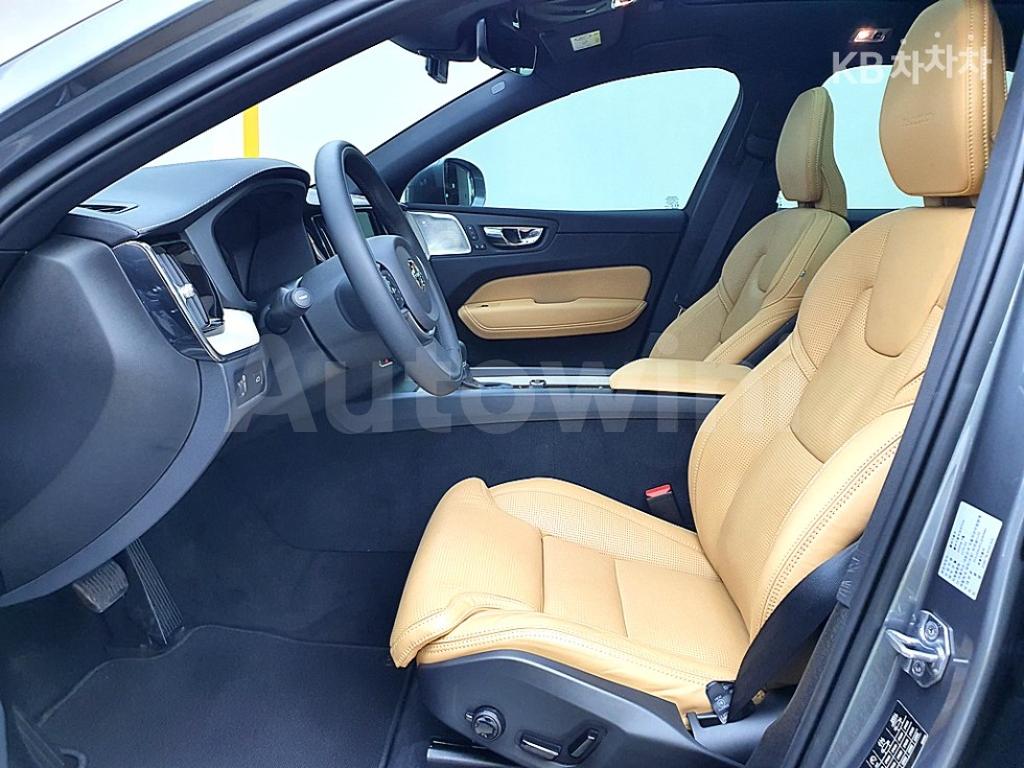 2020 VOLVO XC60 T6 INSCRIPTION - 13