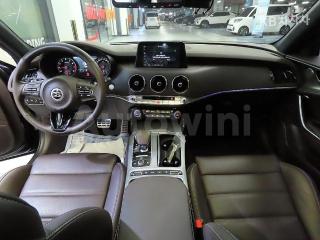2020 KIA STINGER 2.0 TURBO 4WD PLATINUM - 10