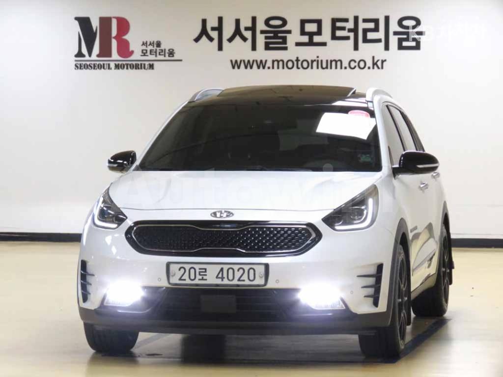 KNACC81CGJA087542 2018 KIA NIRO 1.6 NOBLESSE-0