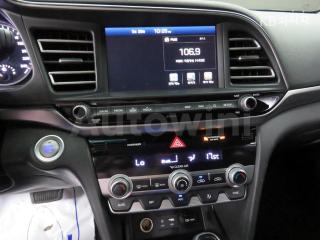 2020 HYUNDAI  AVANTE ELANTRA 1.6 VGT SMART BASIC - 10