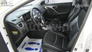 2013 HYUNDAI AVANTE MD ELANTRA M16 GDI SMART - 14
