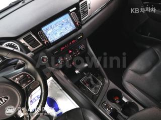 2018 KIA NIRO 1.6 PRESTIGE - 11