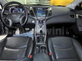 2015 HYUNDAI  AVANTE ELANTRA 1.6 GDI 텐밀리언 LIMITED - 8