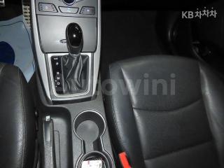 2015 HYUNDAI  AVANTE ELANTRA 1.6 GDI 텐밀리언 LIMITED - 12