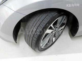 2015 HYUNDAI  AVANTE ELANTRA 1.6 GDI 텐밀리언 LIMITED - 19