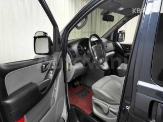 2019 HYUNDAI  GRAND STAREX VAN 5 SEATS MORDERN - 17