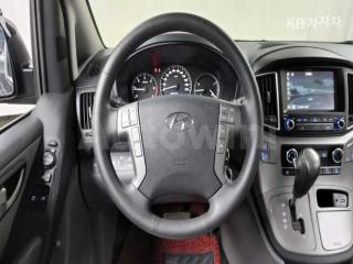 2019 HYUNDAI  GRAND STAREX VAN 5 SEATS MORDERN - 19