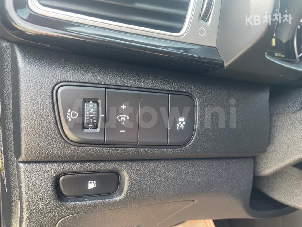 2017 KIA NIRO 1.6 PRESTIGE - 13
