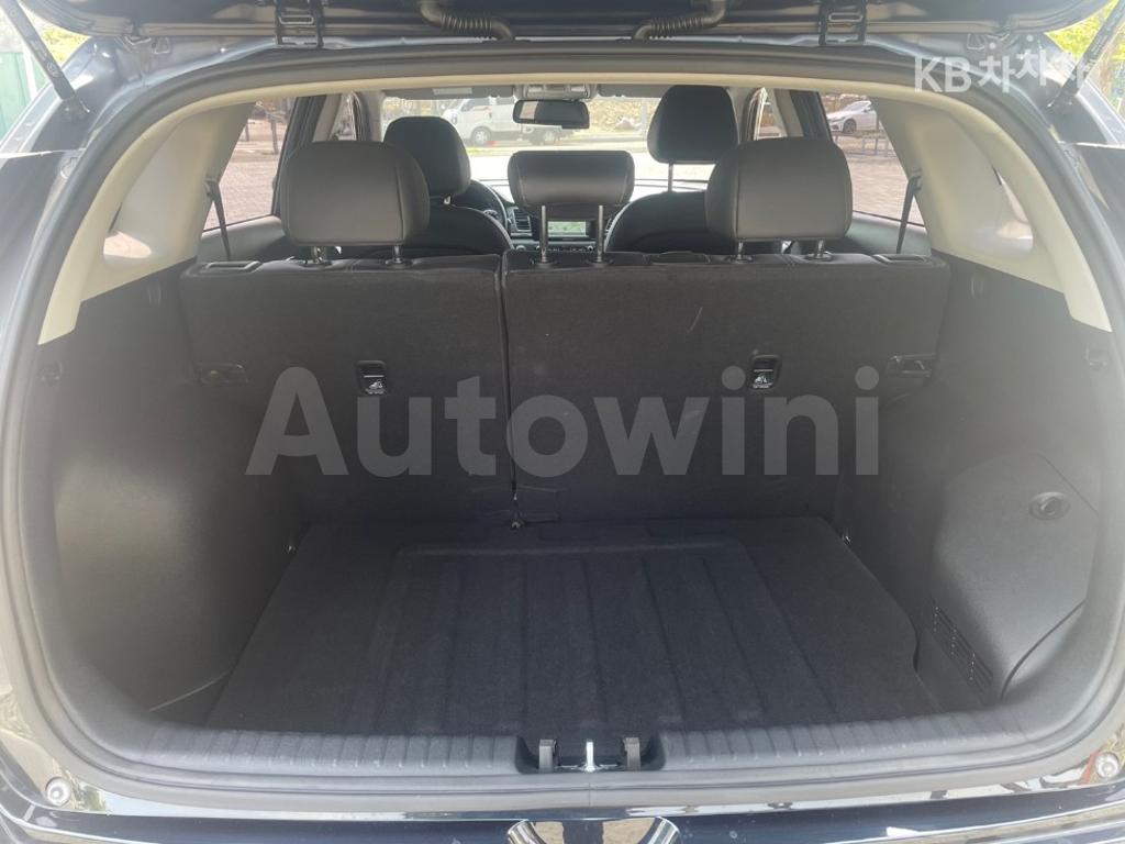 2017 KIA NIRO 1.6 PRESTIGE - 23