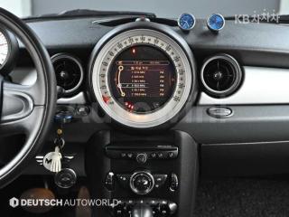 2012 MINI COOPER D 2.0 SE - 14
