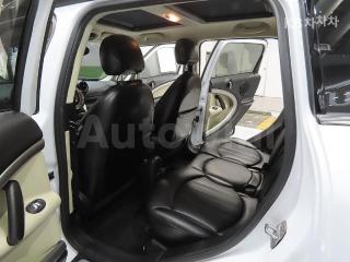 2014 MINI COOPER COUNTRYMAN D 2.0 - 8