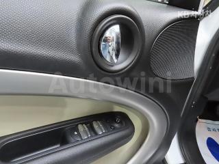 2014 MINI COOPER COUNTRYMAN D 2.0 - 12