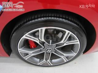 2019 KIA STINGER 2.0 TURBO 2WD PLATINUM - 8