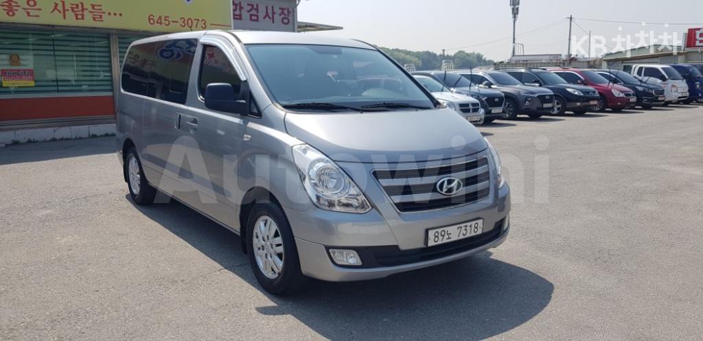 KMFWBX7KBHU877481 2017 HYUNDAI GRAND STAREX H-1 5 SEATS VAN CVX MORDERN-3
