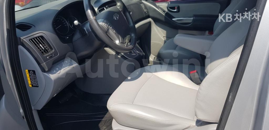 2017 HYUNDAI GRAND STAREX H-1 5 SEATS VAN CVX MORDERN - 10