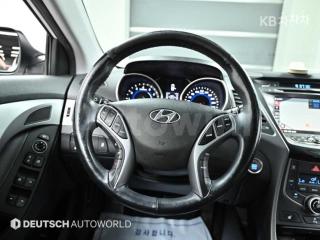 2015 HYUNDAI  AVANTE ELANTRA 1.6 VGT MORDERN BASIC - 13