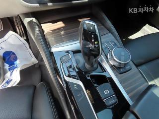2017 BMW  5SERIES G30  530I XDRIVE M SPORT PLUS - 11