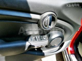 2015 MINI COOPER 5DOORS D 1.5 - 13