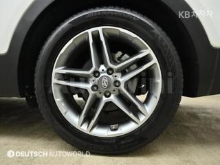 KMHSN81XDGU181354 2016 HYUNDAI  MAXCRUZ DIESEL(E-VGT)R2.2 4WD EXCLUSIVE SPECIAL 6 SEATS-4