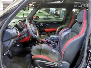 WMWXM9107J2F97319 2018 MINI COOPER S 1.6 JCW 캠든-5