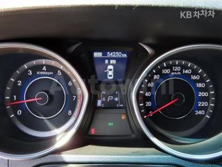 KMHDG41DBEU863695 2014 HYUNDAI AVANTE MD ELANTRA M16 GDI 에비뉴-5