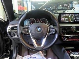 2017 BMW  5SERIES G30  520D M SPORT PLUS - 8