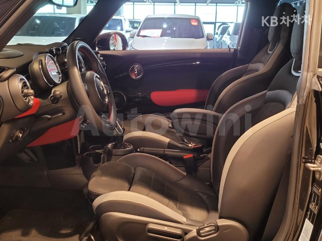 2020 MINI COOPER 3DOORS S 2.0 JCW - 9