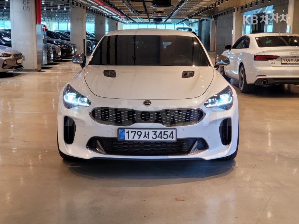 2018 KIA STINGER 3.3 TURBO 2WD GT - 2