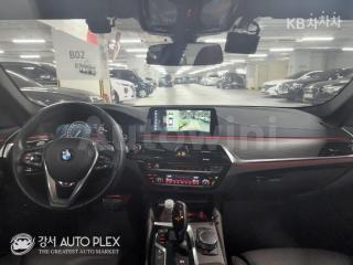 2018 BMW  5SERIES G30  530I M SPORT PLUS - 11