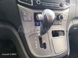 2018 HYUNDAI GRAND STAREX H-1 5 SEATS VAN CVX SMART - 12